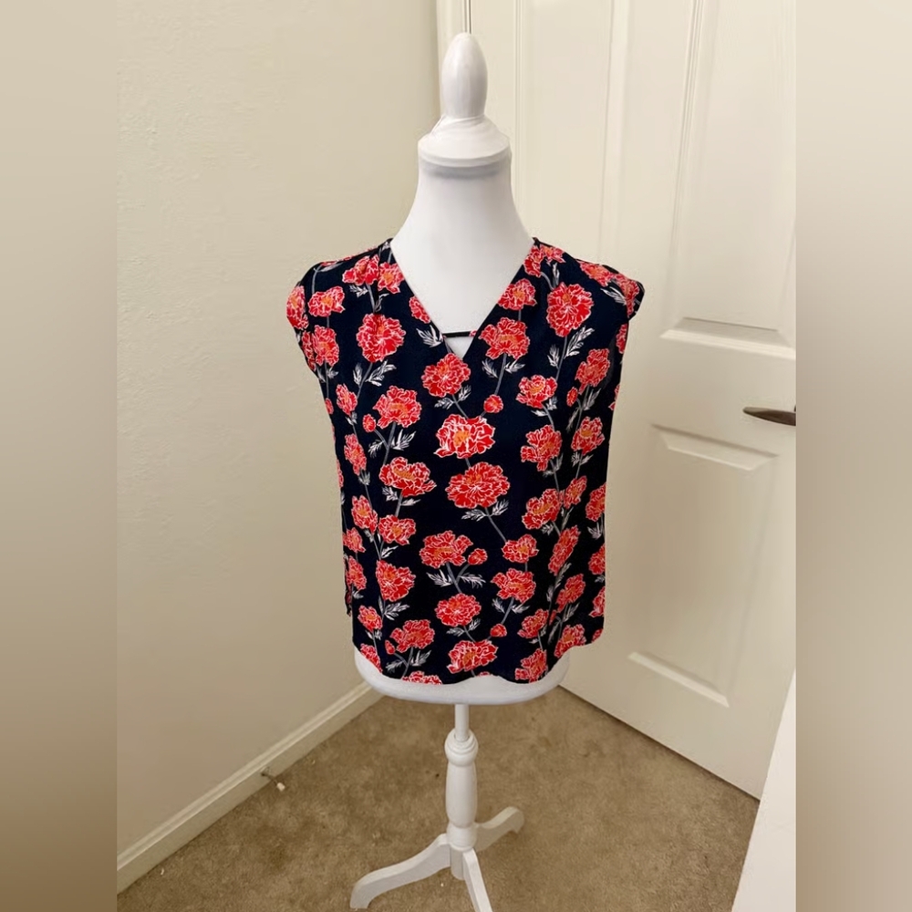 Floral V-Neck Top - Red and Black